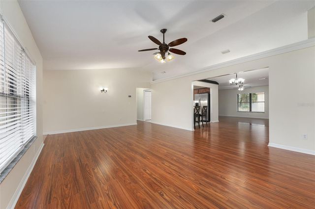 10 PECAN PASS LOOP, Ocala, FL 34472