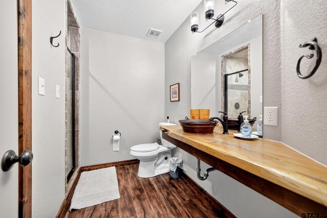 136 King Andrew Court, Scroggins, TX 75480