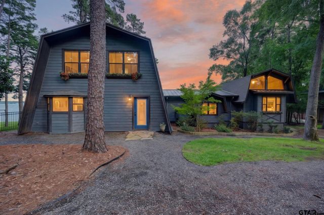 136 King Andrew Court, Scroggins, TX 75480