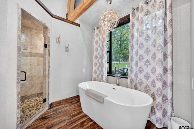 136 King Andrew Court, Scroggins, TX 75480