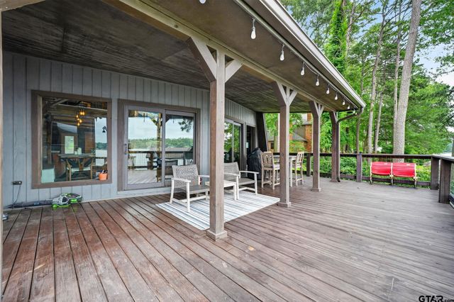 136 King Andrew Court, Scroggins, TX 75480