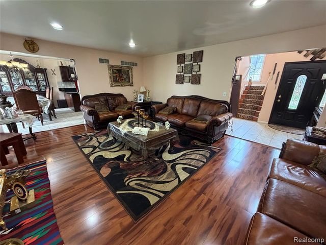 6153 Bianca Court, Sterling Heights, MI 48314