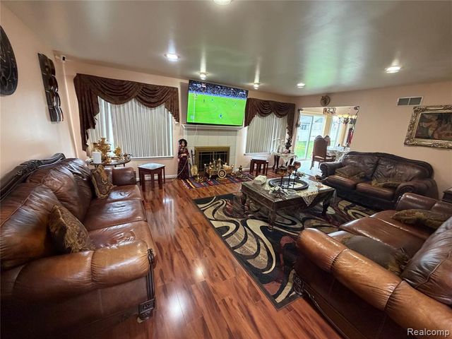 6153 Bianca Court, Sterling Heights, MI 48314