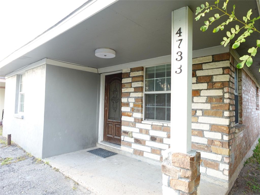 4721 Denmark Street, Houston, TX 77016