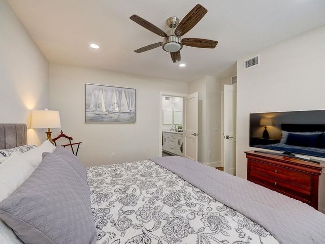 2400 Canterbury ST, Austin, TX 78702