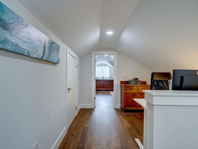 2400 Canterbury ST, Austin, TX 78702