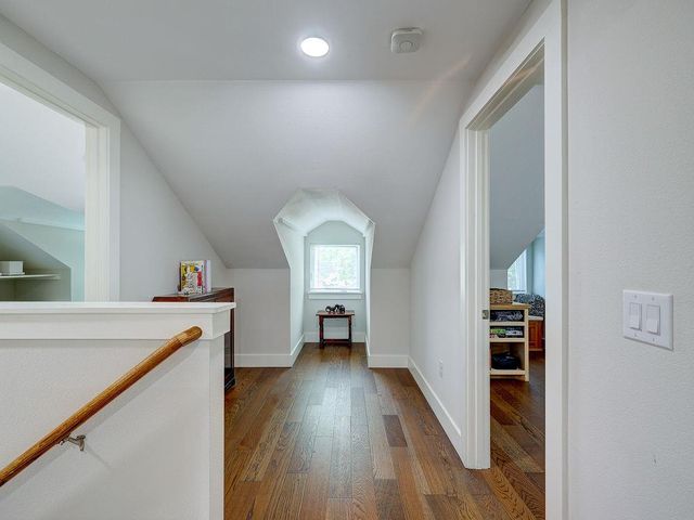 2400 Canterbury ST, Austin, TX 78702