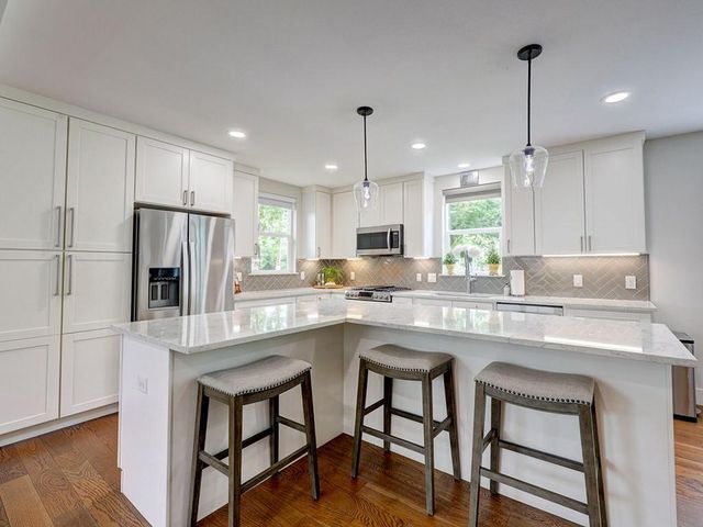 2400 Canterbury ST, Austin, TX 78702