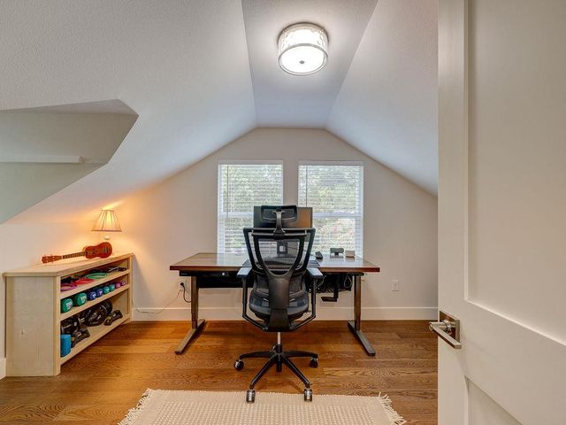 2400 Canterbury ST, Austin, TX 78702