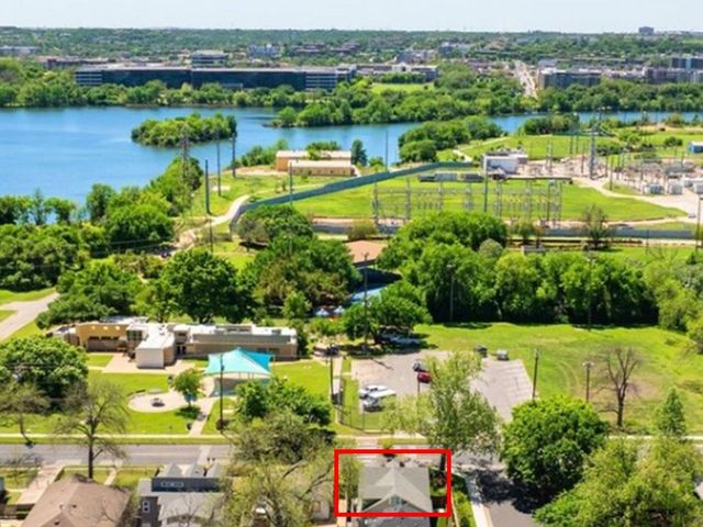 2400 Canterbury ST, Austin, TX 78702