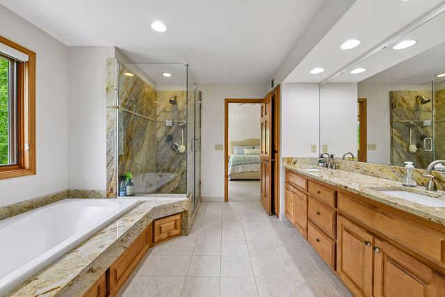 2260 Fieldstone Place, Maple Plain, MN 55359