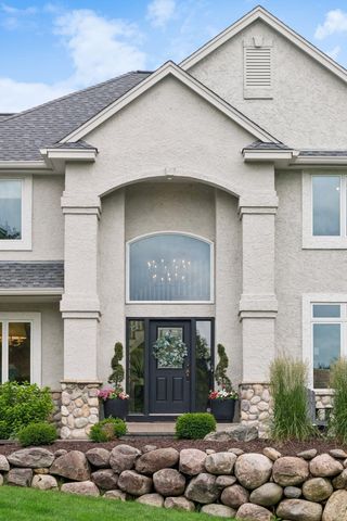 2260 Fieldstone Place, Maple Plain, MN 55359