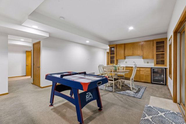 2260 Fieldstone Place, Maple Plain, MN 55359