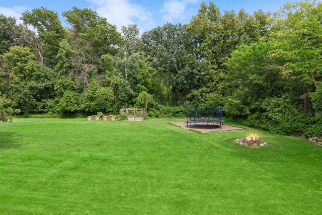 2260 Fieldstone Place, Maple Plain, MN 55359