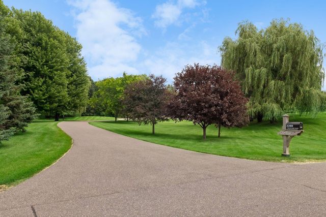 2260 Fieldstone Place, Maple Plain, MN 55359