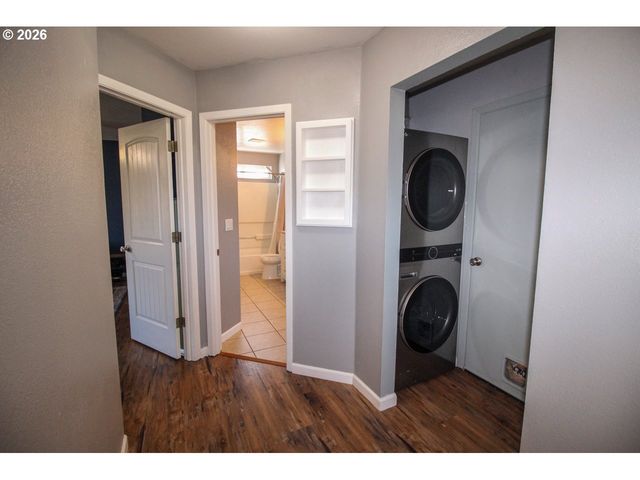 312 S MAGNOLIA St, Cornelius, OR 97113