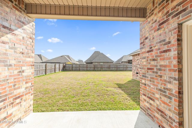 105 Lillian Street, Broussard, LA 70518