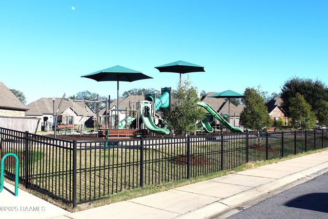 105 Lillian Street, Broussard, LA 70518