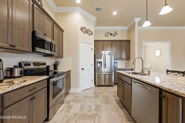 105 Lillian Street, Broussard, LA 70518