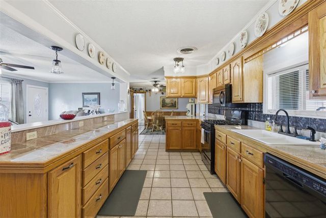 1310 Quentin Drive, Lake Charles, LA 70611