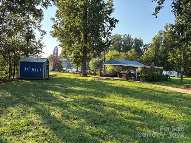 405 Linestowe Drive, Belmont, NC 28012