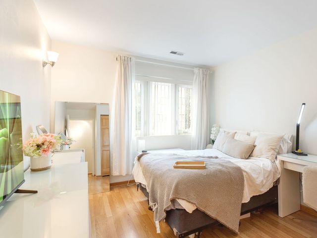 9332 Landings Lane 203D, Des Plaines, IL 60016