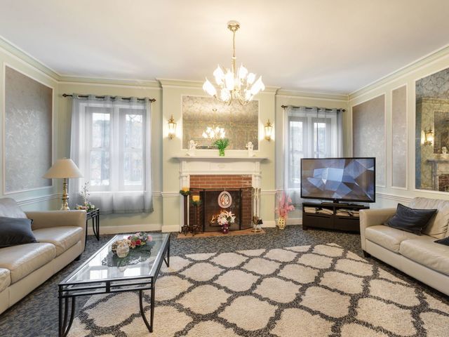 9332 Landings Lane 203D, Des Plaines, IL 60016