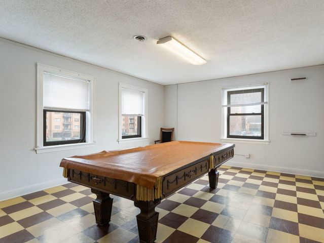 9332 Landings Lane 203D, Des Plaines, IL 60016