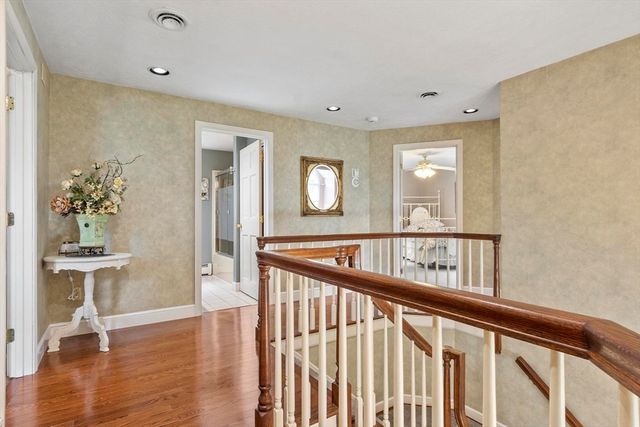 17 Sycamore Drive, Rutland, MA 01543