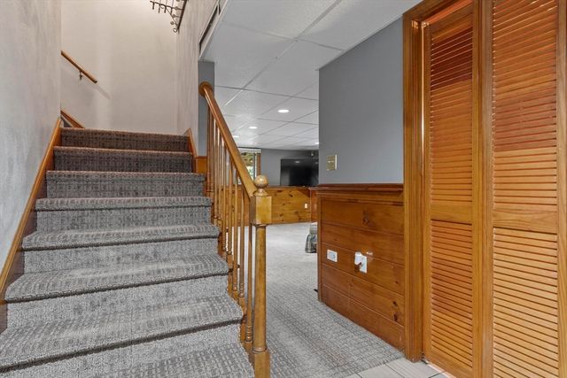17 Sycamore Drive, Rutland, MA 01543