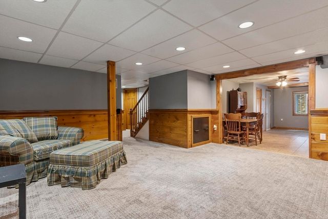 17 Sycamore Drive, Rutland, MA 01543