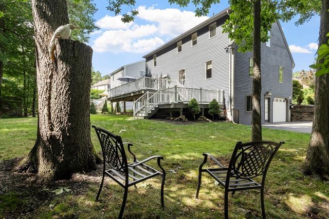 17 Sycamore Drive, Rutland, MA 01543