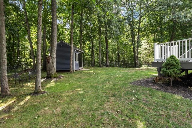 17 Sycamore Drive, Rutland, MA 01543