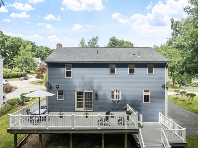 17 Sycamore Drive, Rutland, MA 01543