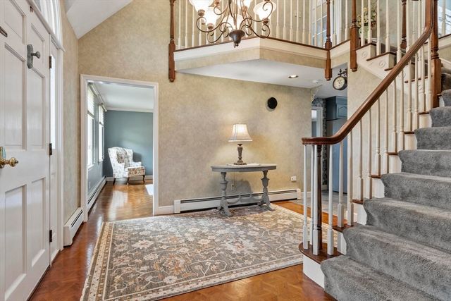 17 Sycamore Drive, Rutland, MA 01543