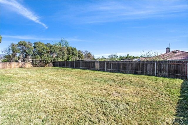 12329 Paradise Lane, Yucaipa, CA 92399