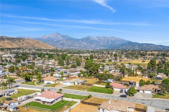 12329 Paradise Lane, Yucaipa, CA 92399