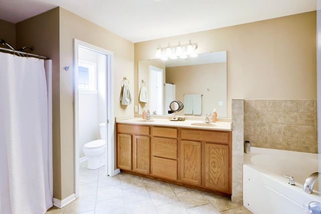 1715 W River Street 1715, Dixon, IL 61021