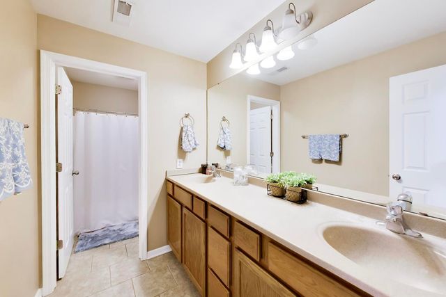 1715 W River Street 1715, Dixon, IL 61021