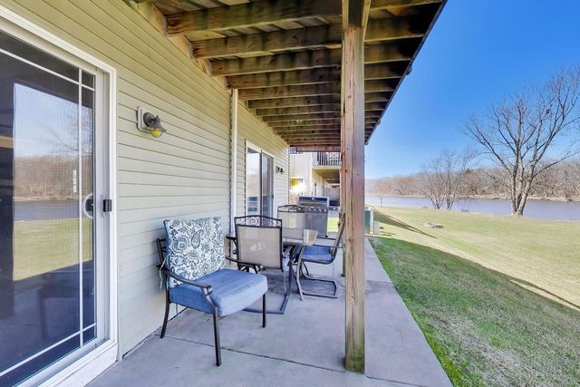 1715 W River Street 1715, Dixon, IL 61021