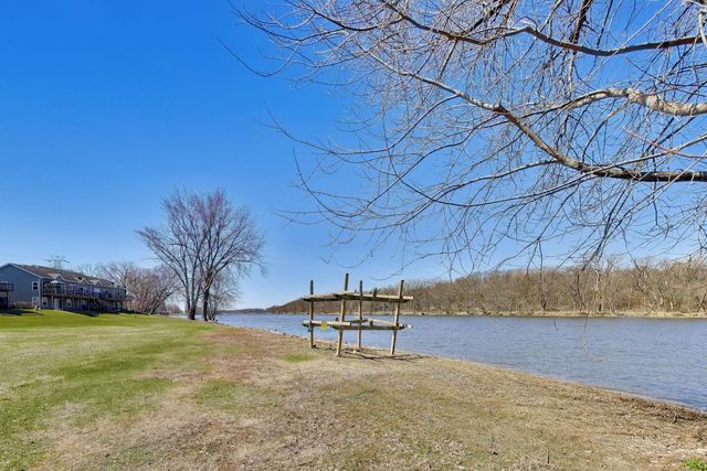 1715 W River Street 1715, Dixon, IL 61021