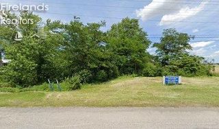 W 1270 Mcpherson Highway, Clyde, OH 43410