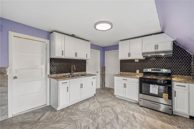 25 Parkridge Avenue Upper, Buffalo, NY 14215