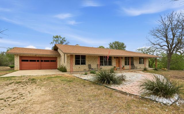 3500 Scull RD, Martindale, TX 78655