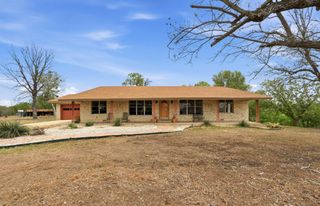 3500 Scull RD, Martindale, TX 78655