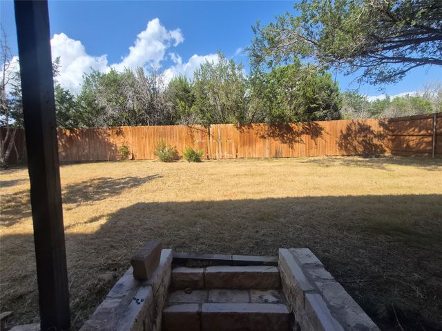 5817 Stonegate Circle, Granbury, TX 76048