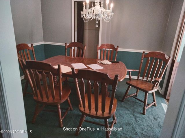 18 N Hope Chapel Road N, Jackson, NJ 08527