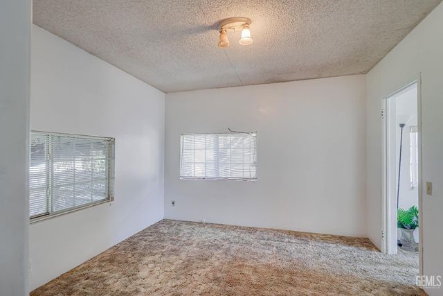 2315 Arlington Street, Bakersfield, CA 93305