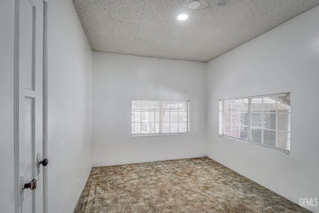 2315 Arlington Street, Bakersfield, CA 93305