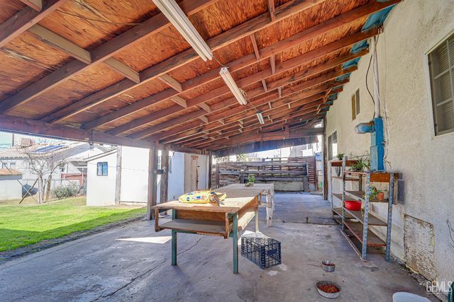 2315 Arlington Street, Bakersfield, CA 93305